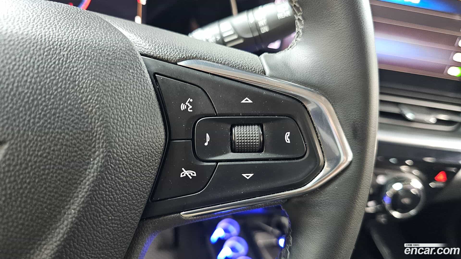 Trax Chevrolet 2023.4-OPTION-041