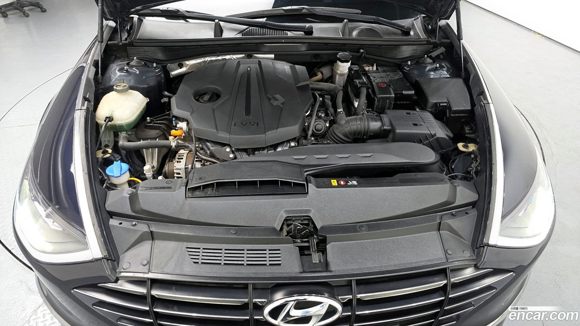 Main__Slider__Photo:Sonata Hyundai 2019.4-5