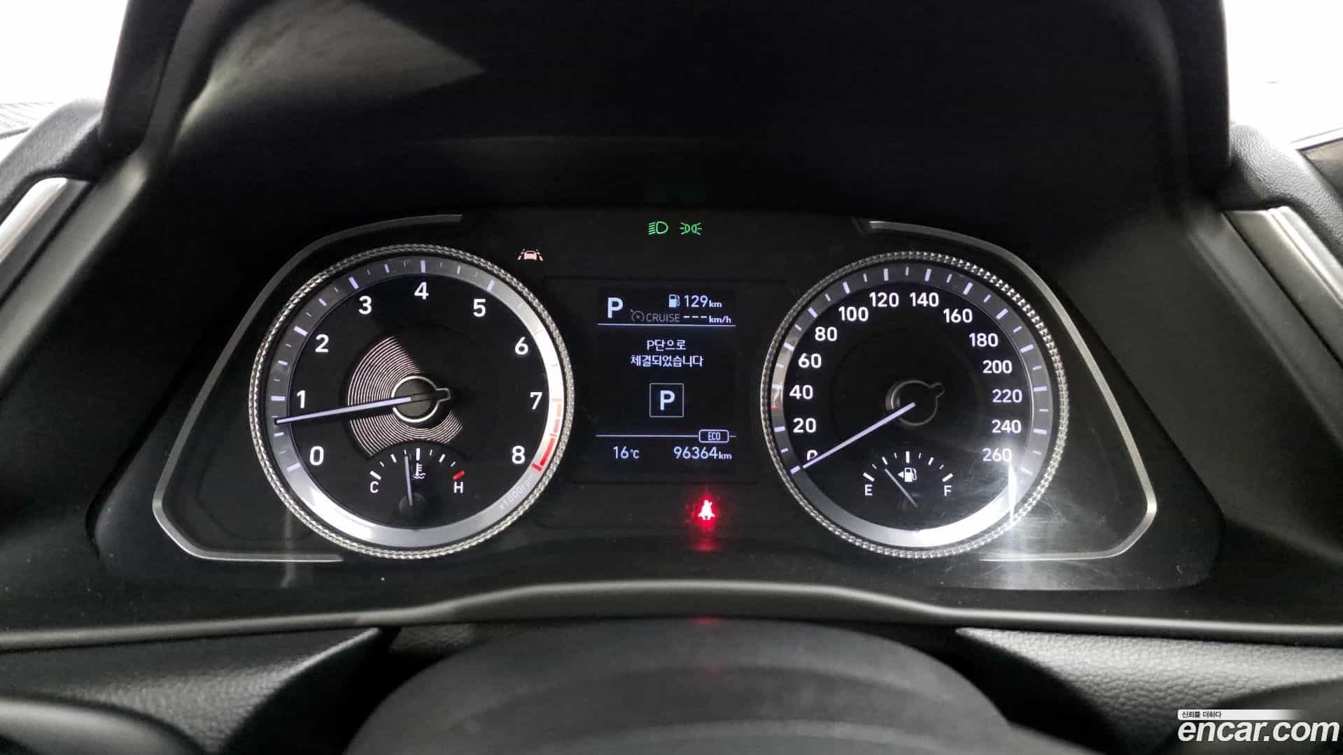 Sonata Hyundai 2019.4-INNER-008