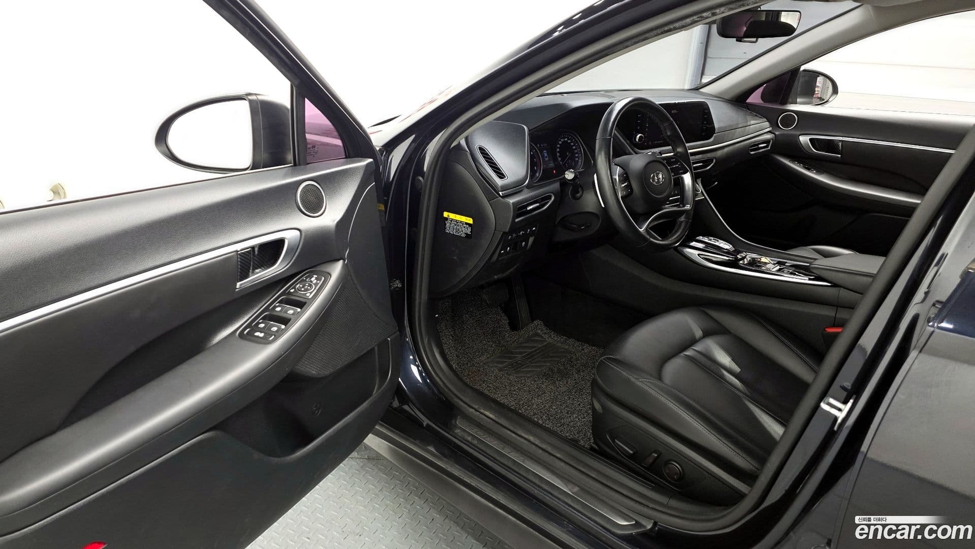 Main__Slider__Photo:Sonata Hyundai 2019.4-9
