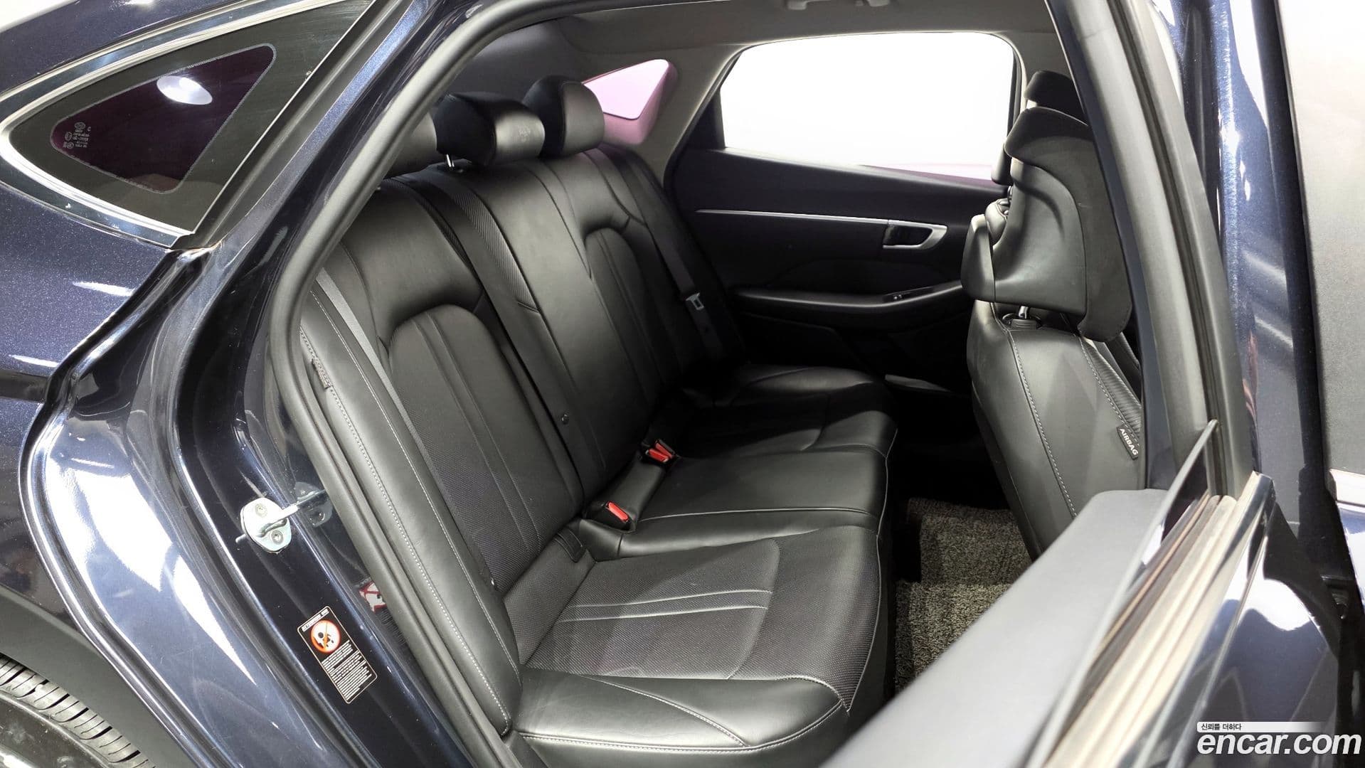 Main__Slider__Photo:Sonata Hyundai 2019.4-10