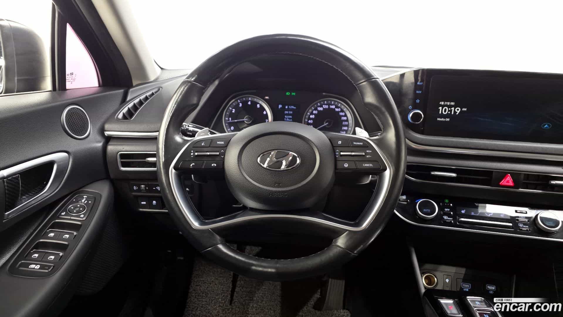 Sonata Hyundai 2019.4-OPTION-016