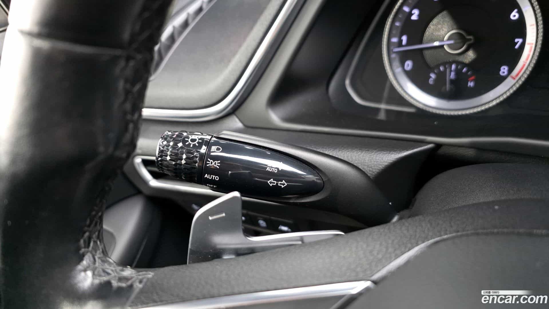 Sonata Hyundai 2019.4-OPTION-022
