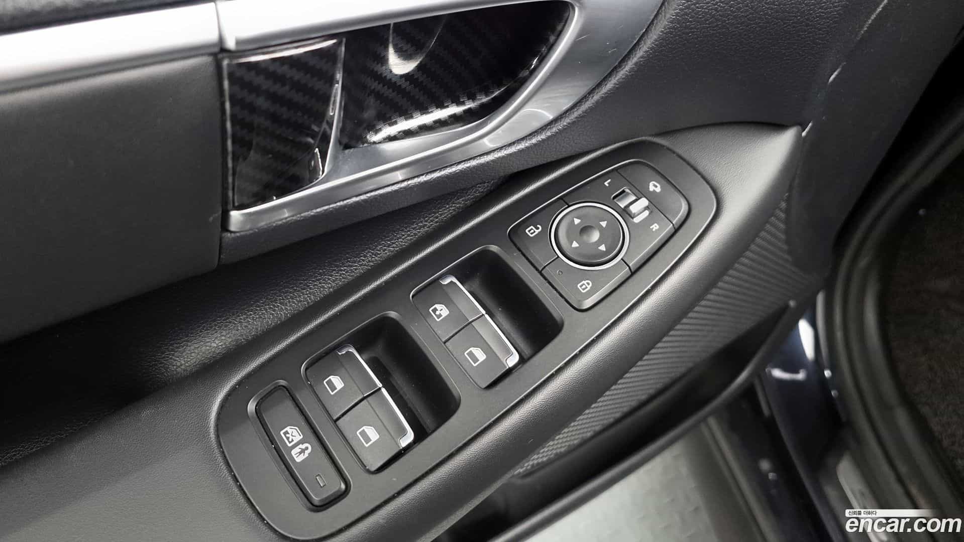 Sonata Hyundai 2019.4-OPTION-023