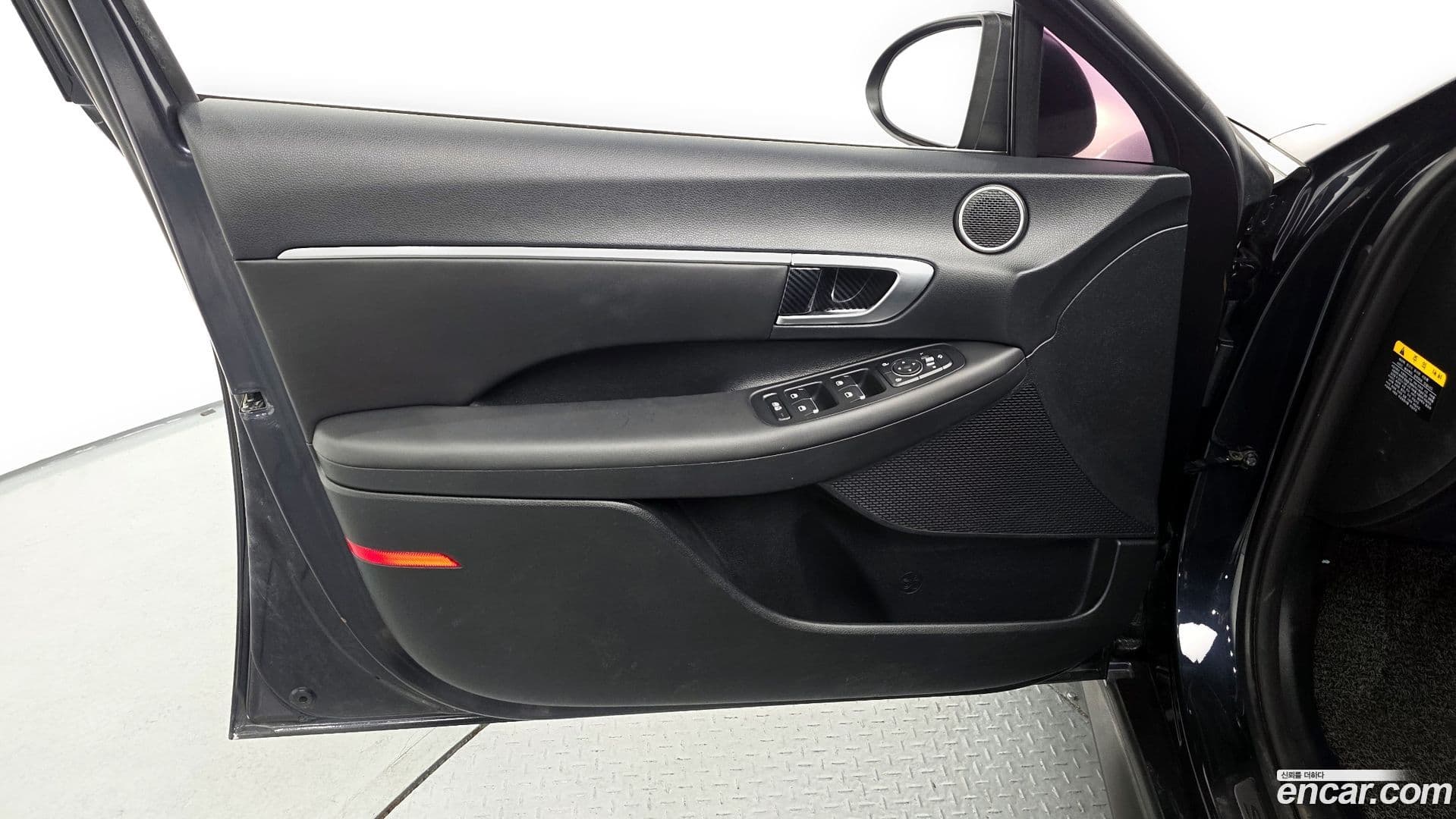 Main__Slider__Photo:Sonata Hyundai 2019.4-23