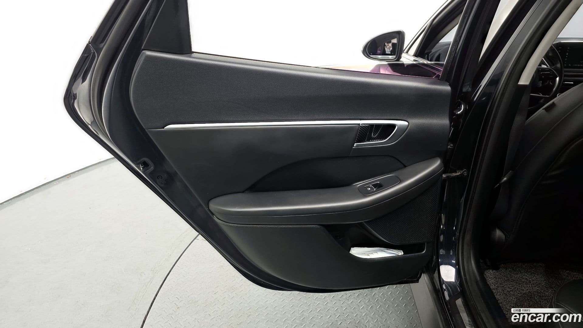 Main__Slider__Photo:Sonata Hyundai 2019.4-24