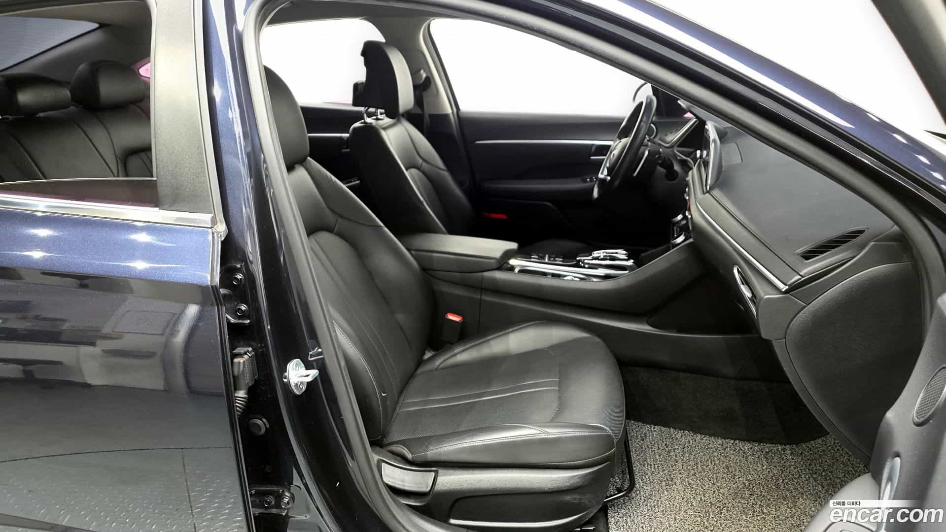 Sonata Hyundai 2019.4-INNER-036