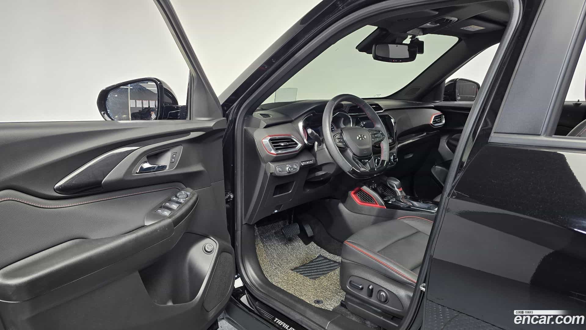 Trailblazer Chevrolet 2021.5-INNER-010