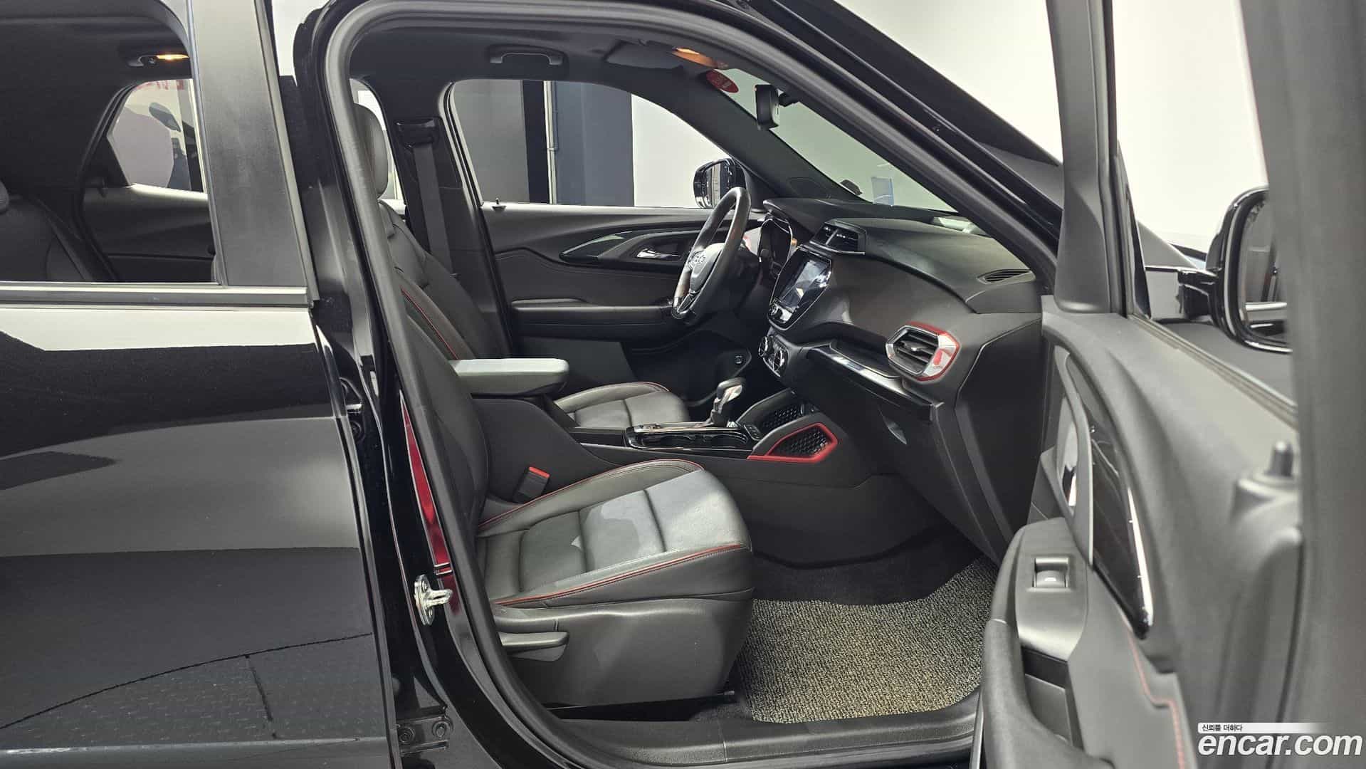 Trailblazer Chevrolet 2021.5-INNER-036
