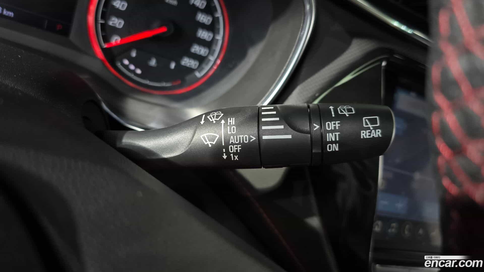 Trailblazer Chevrolet 2021.5-OPTION-043