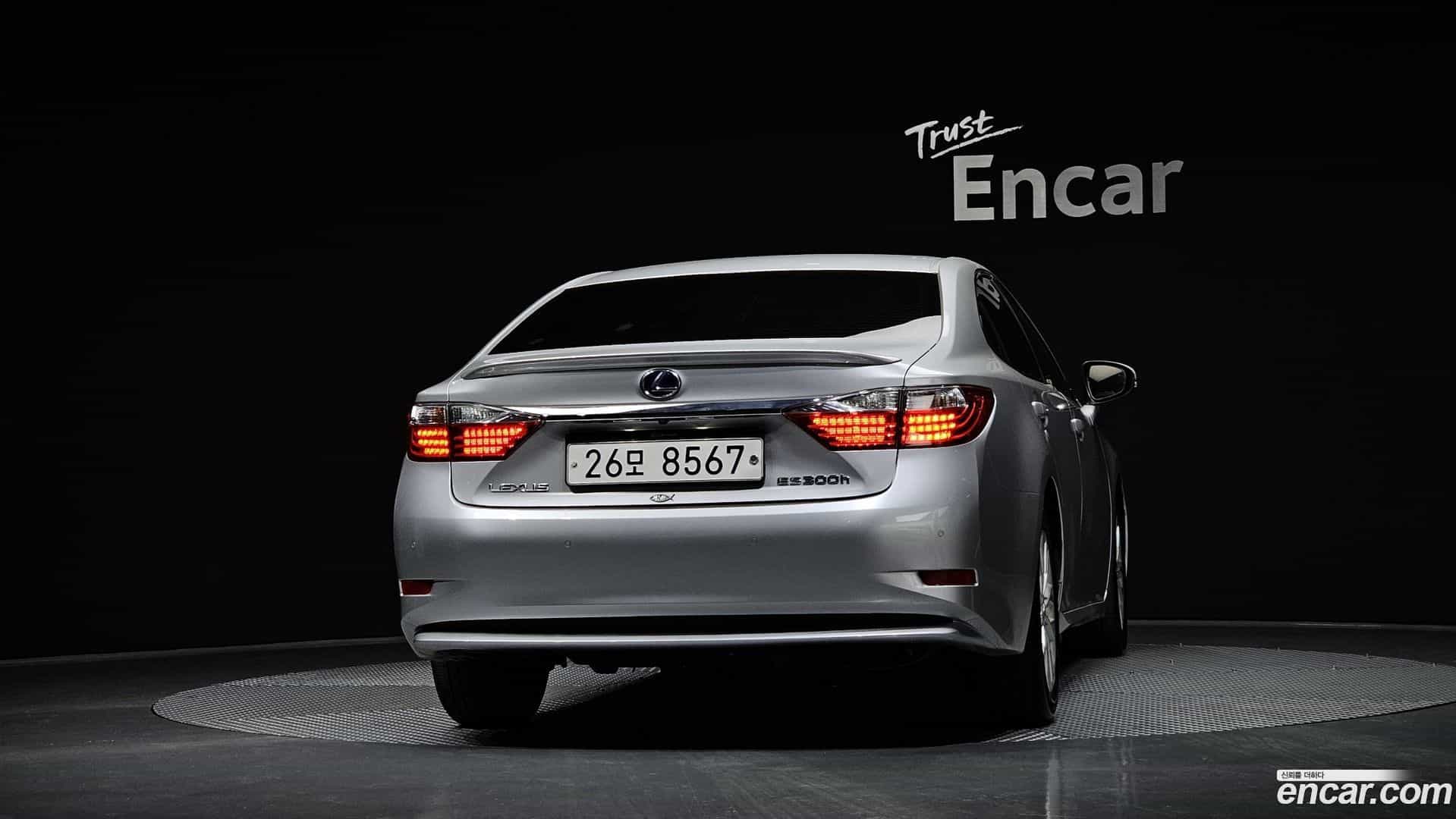 ES Lexus 2013.11-OUTER-004