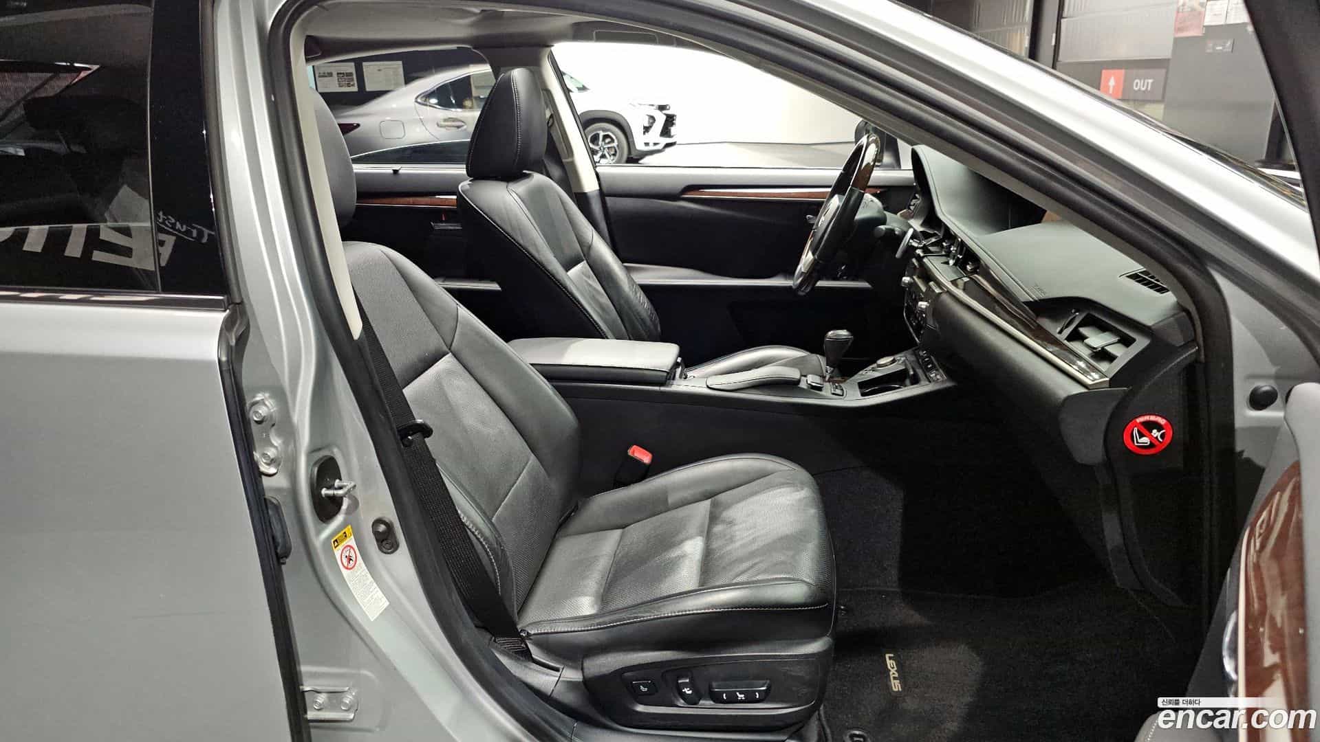 ES Lexus 2013.11-OPTION-016
