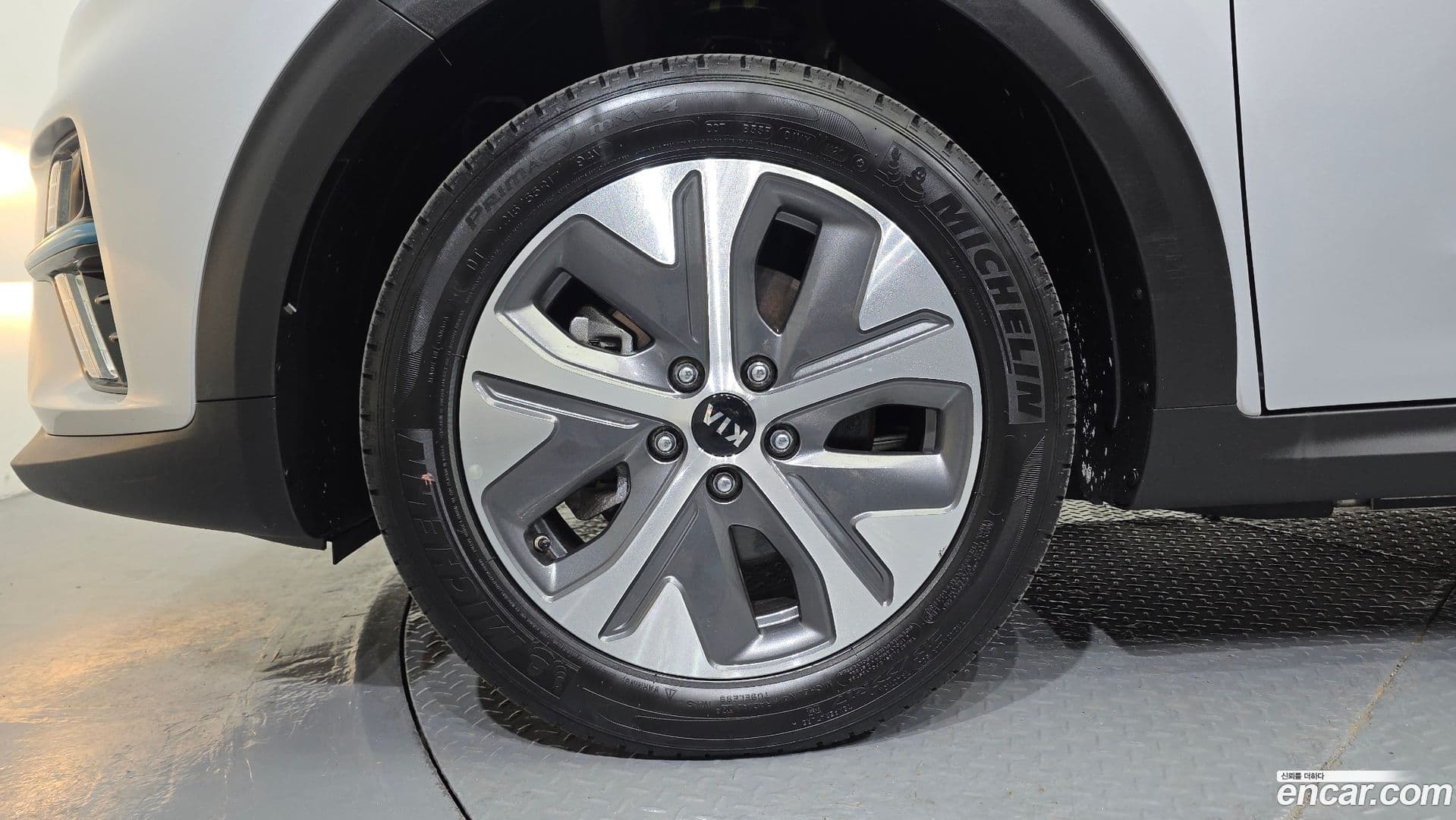 Main__Slider__Photo:Niro Kia 2020.10-4