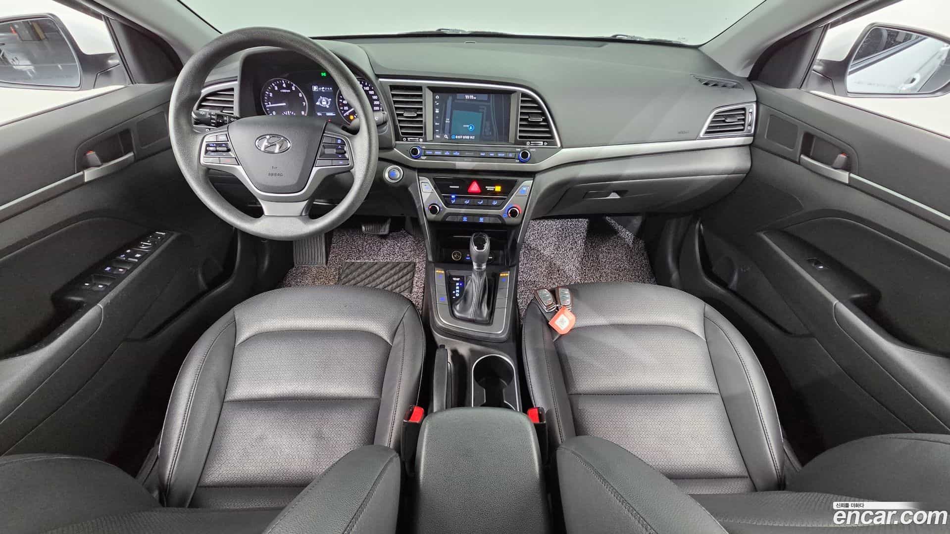 AVANTE Hyundai 2018.1-INNER-007