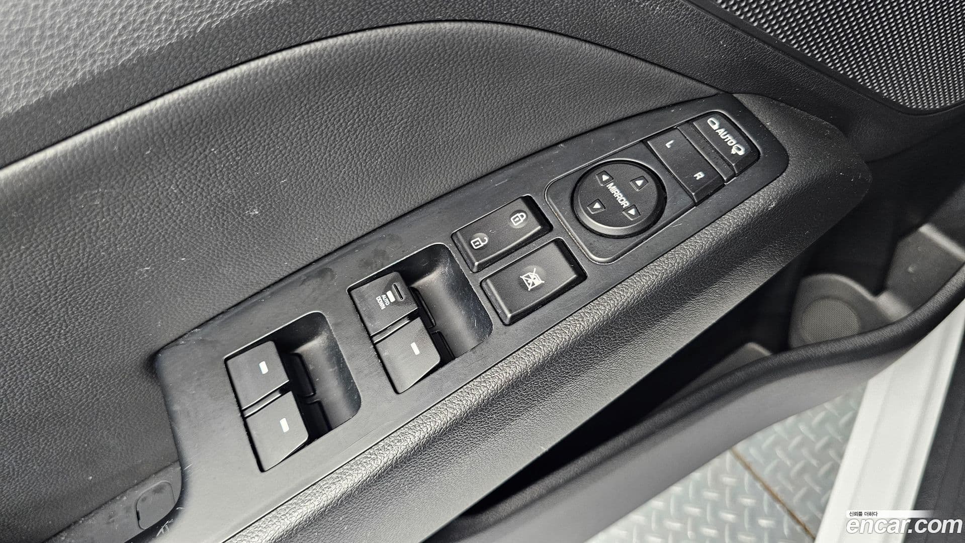 Main__Slider__Photo:AVANTE Hyundai 2018.1-15