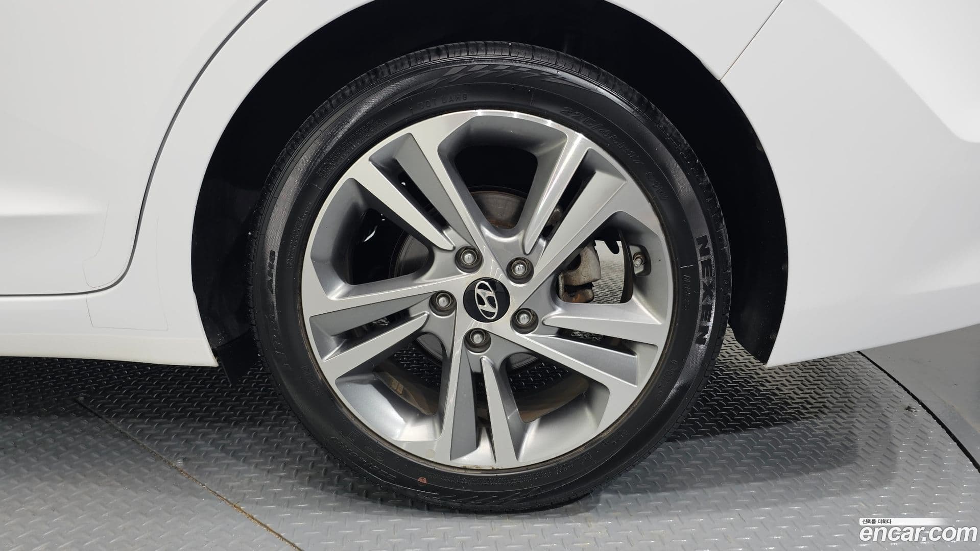 Main__Slider__Photo:AVANTE Hyundai 2018.1-20