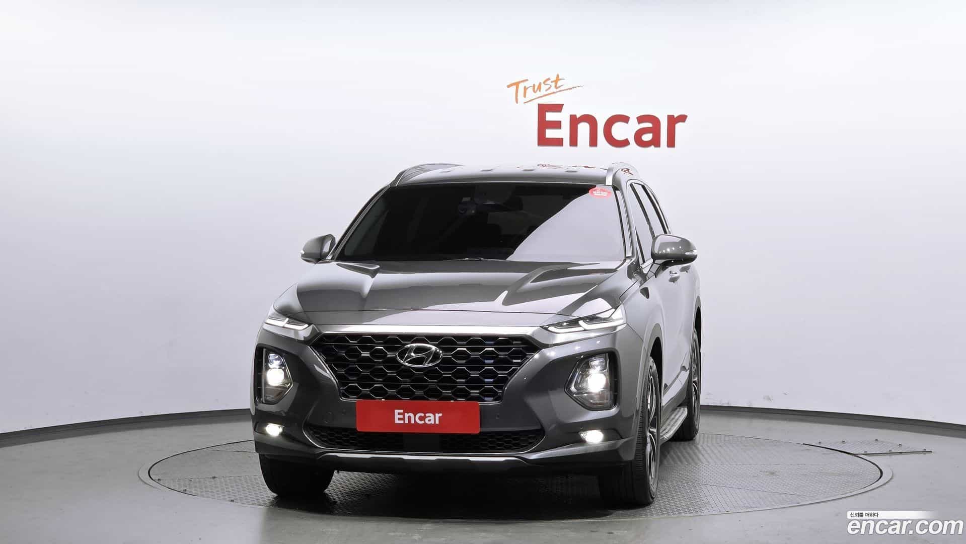 Santafe Hyundai 2018.10-OUTER-003