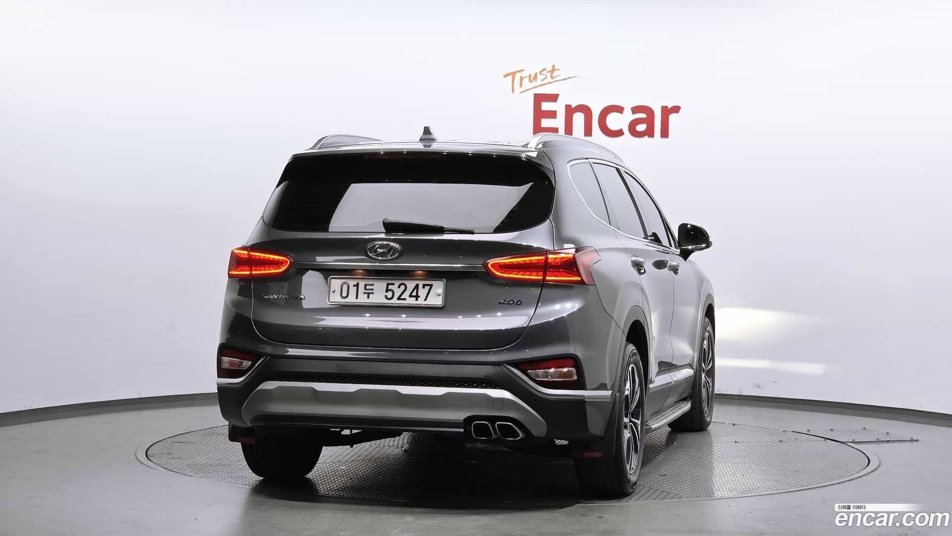Santafe Hyundai 2018.10-OUTER-004