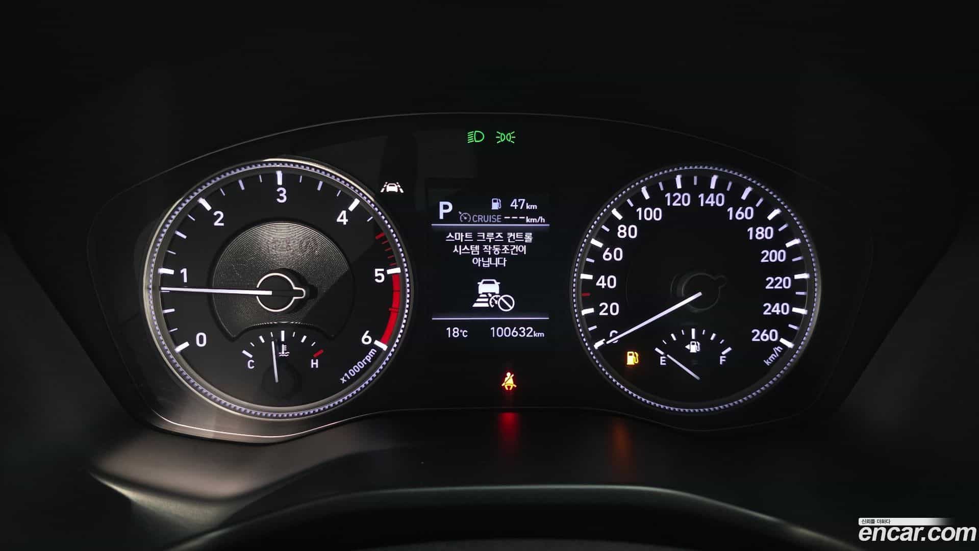 Santafe Hyundai 2018.10-INNER-008