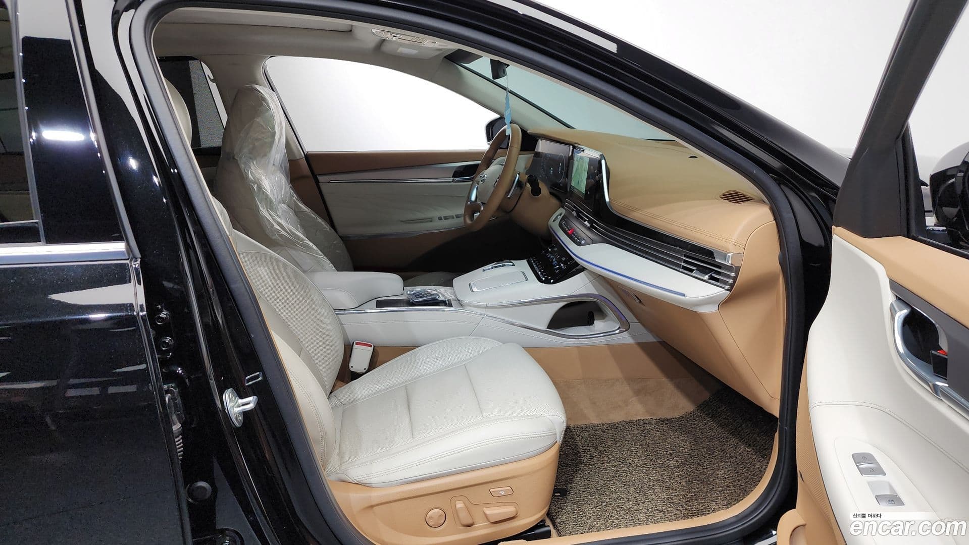Main__Slider__Photo:Grandeur Hyundai 2020.0-10