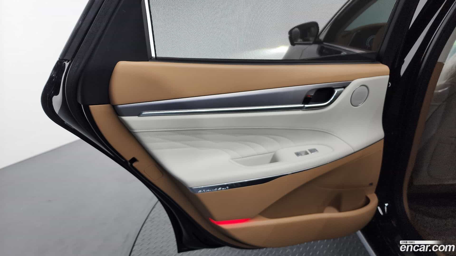 Grandeur Hyundai 2020.0-INNER-035