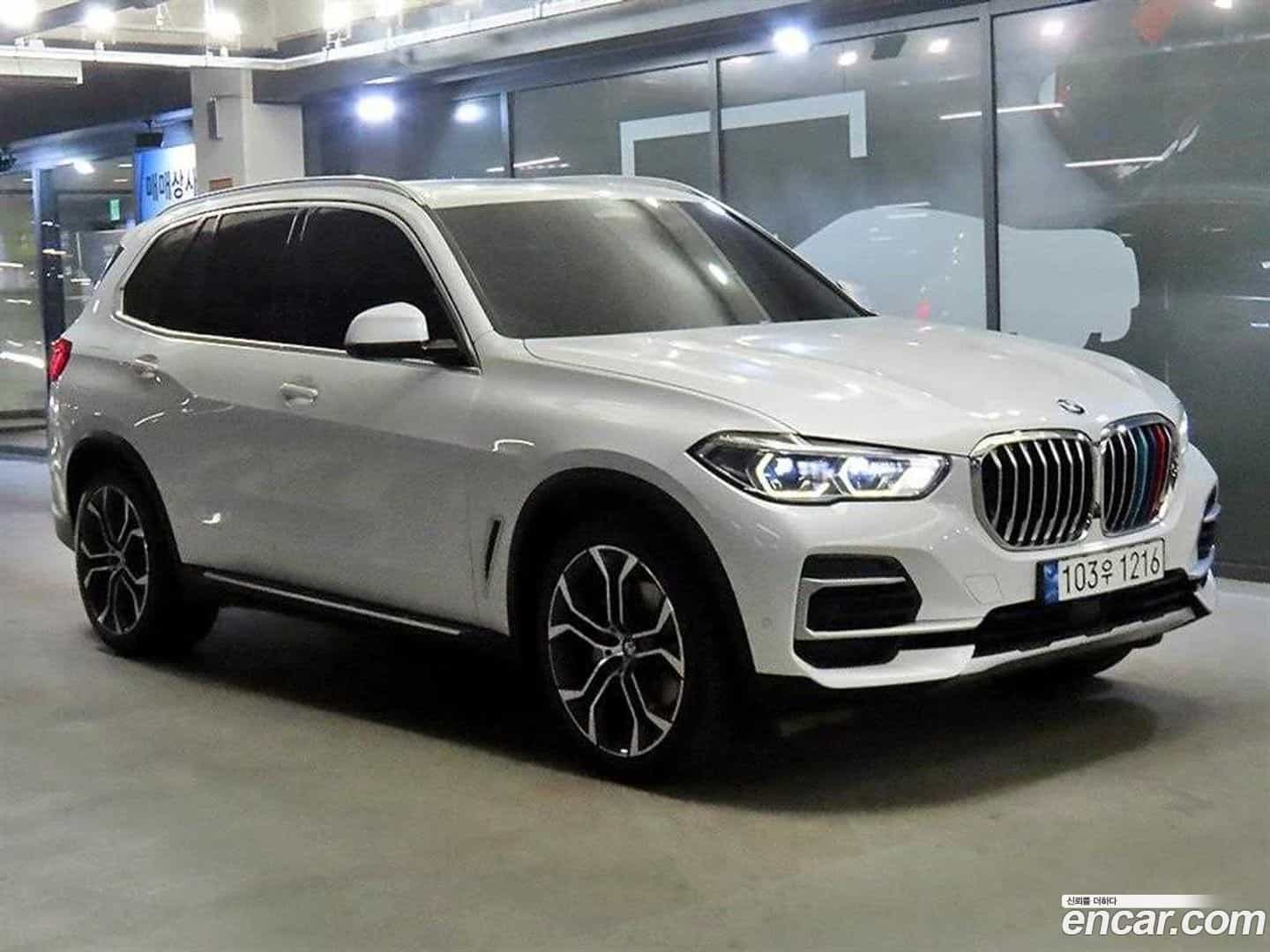 X5 BMW 2023.1-OUTER-001