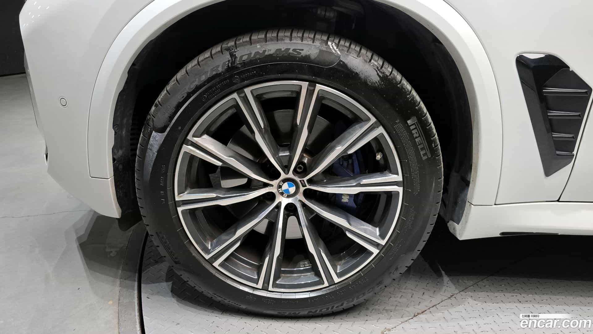 X5 BMW 2024.6-OUTER-005