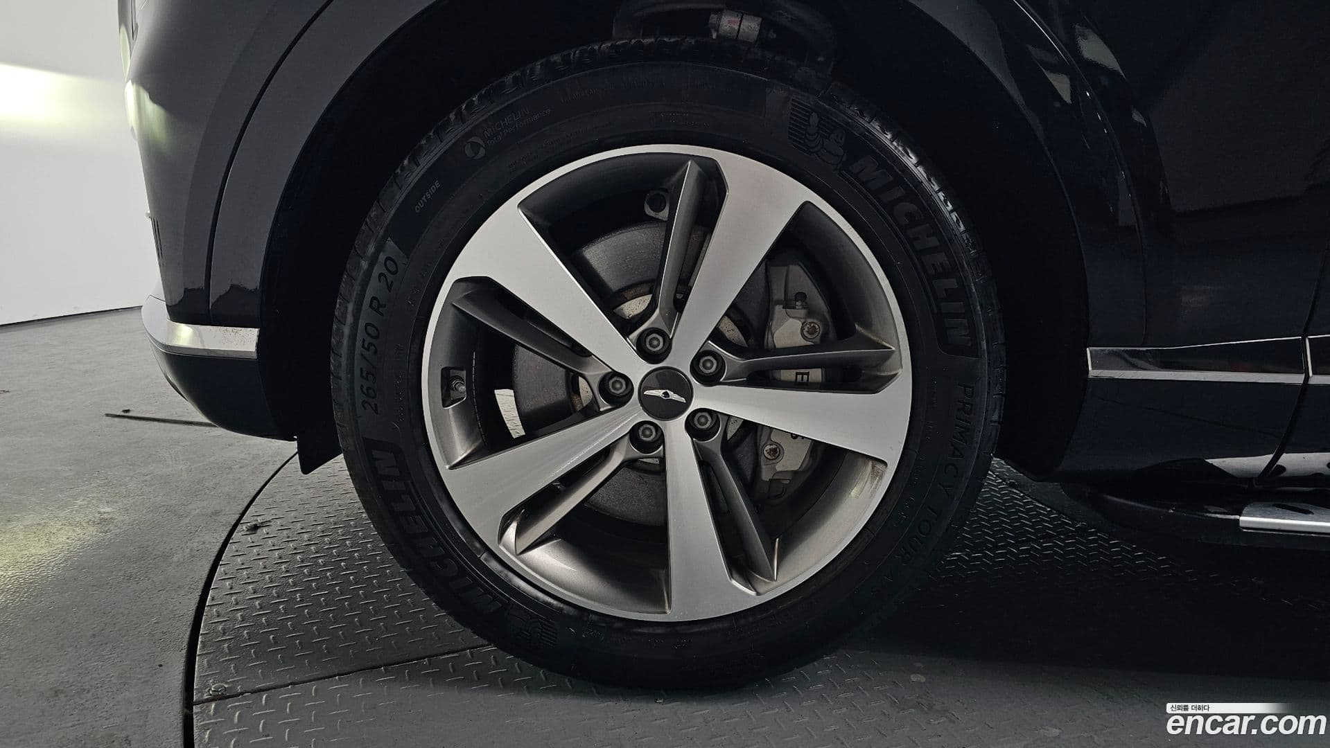 Main__Slider__Photo:GV80 Genesis 2022.1-4