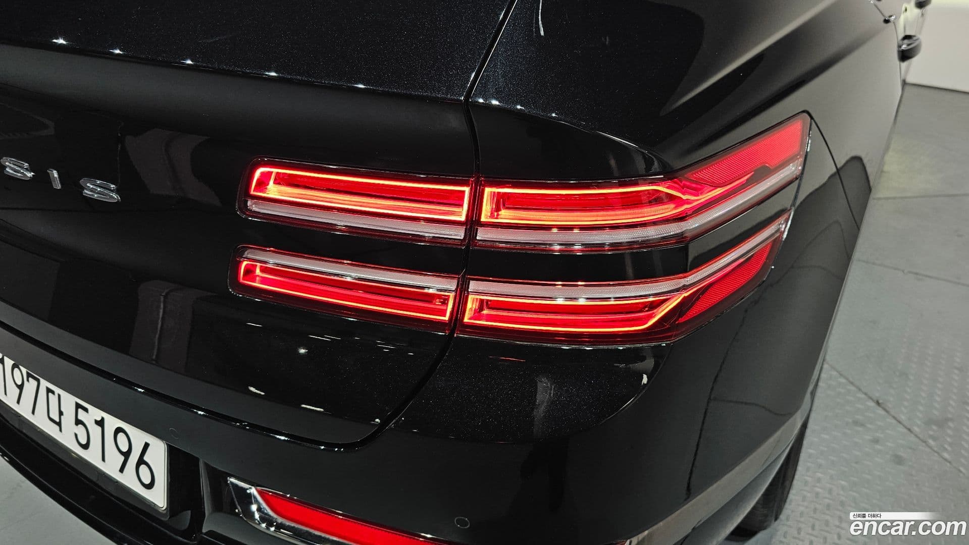 Main__Slider__Photo:GV80 Genesis 2022.1-22