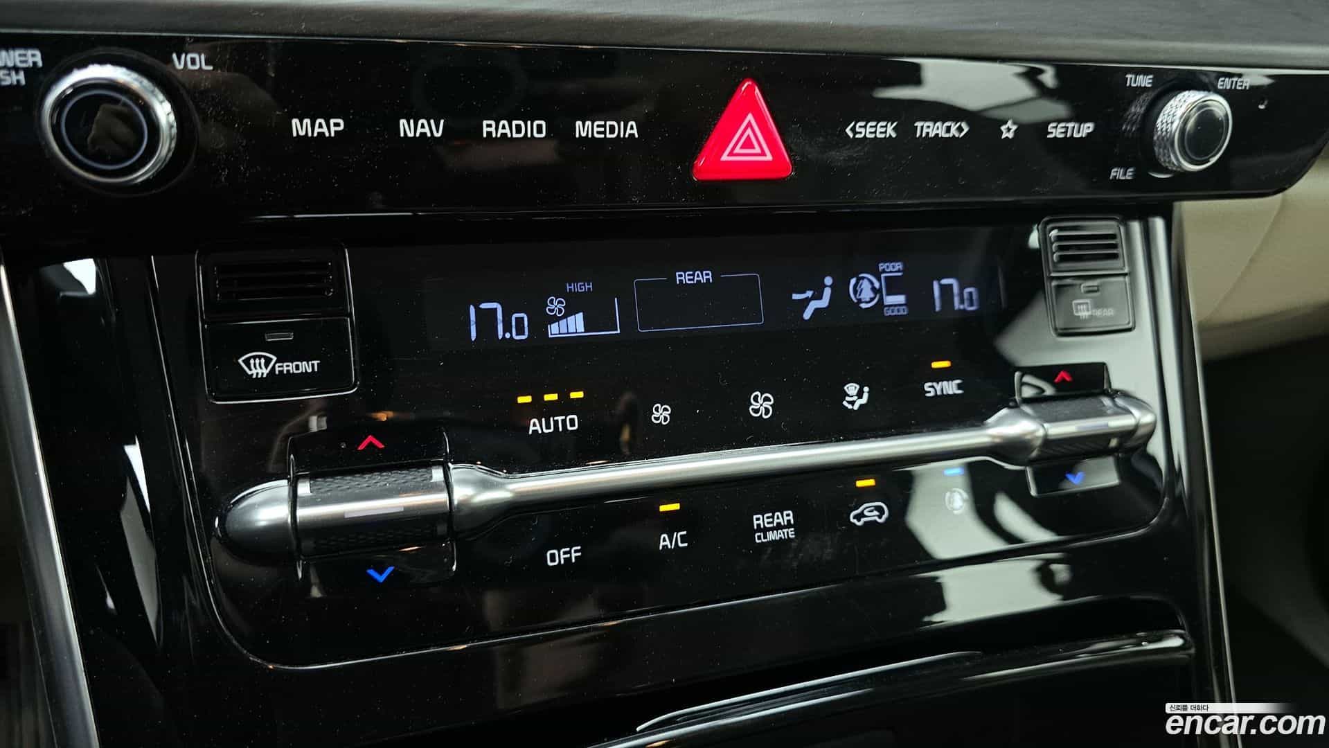 Canival Kia 2021.4-OPTION-044