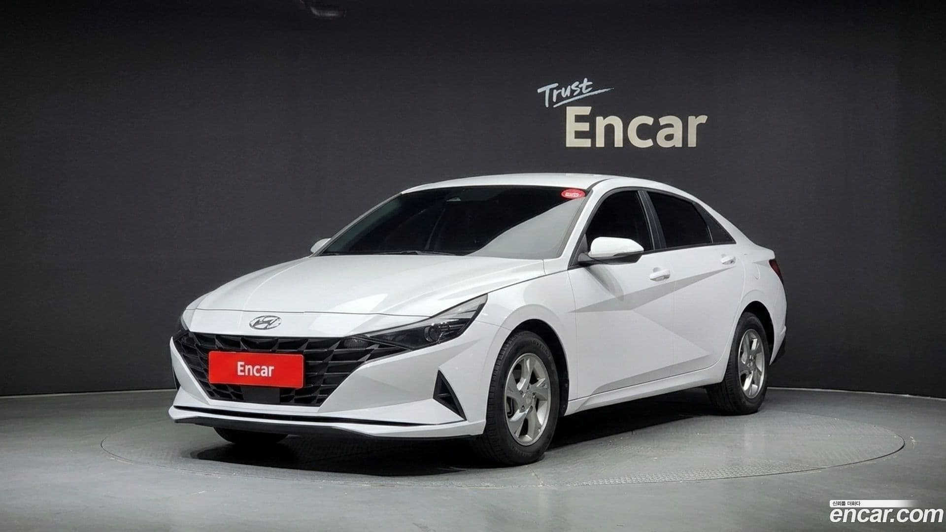 Main__Slider__Photo:AVANTE Hyundai 2021.2-0
