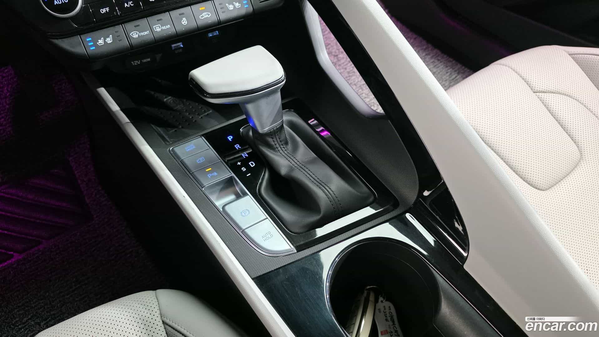 AVANTE Hyundai 2021.3-INNER-009