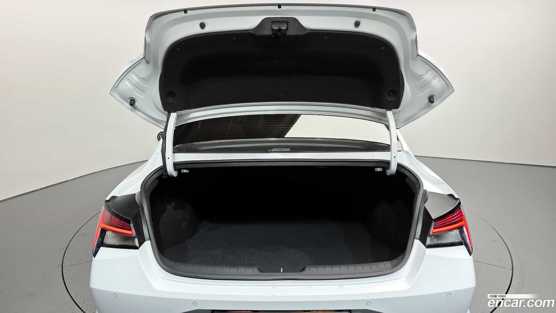 AVANTE Hyundai 2021.3-OPTION-024