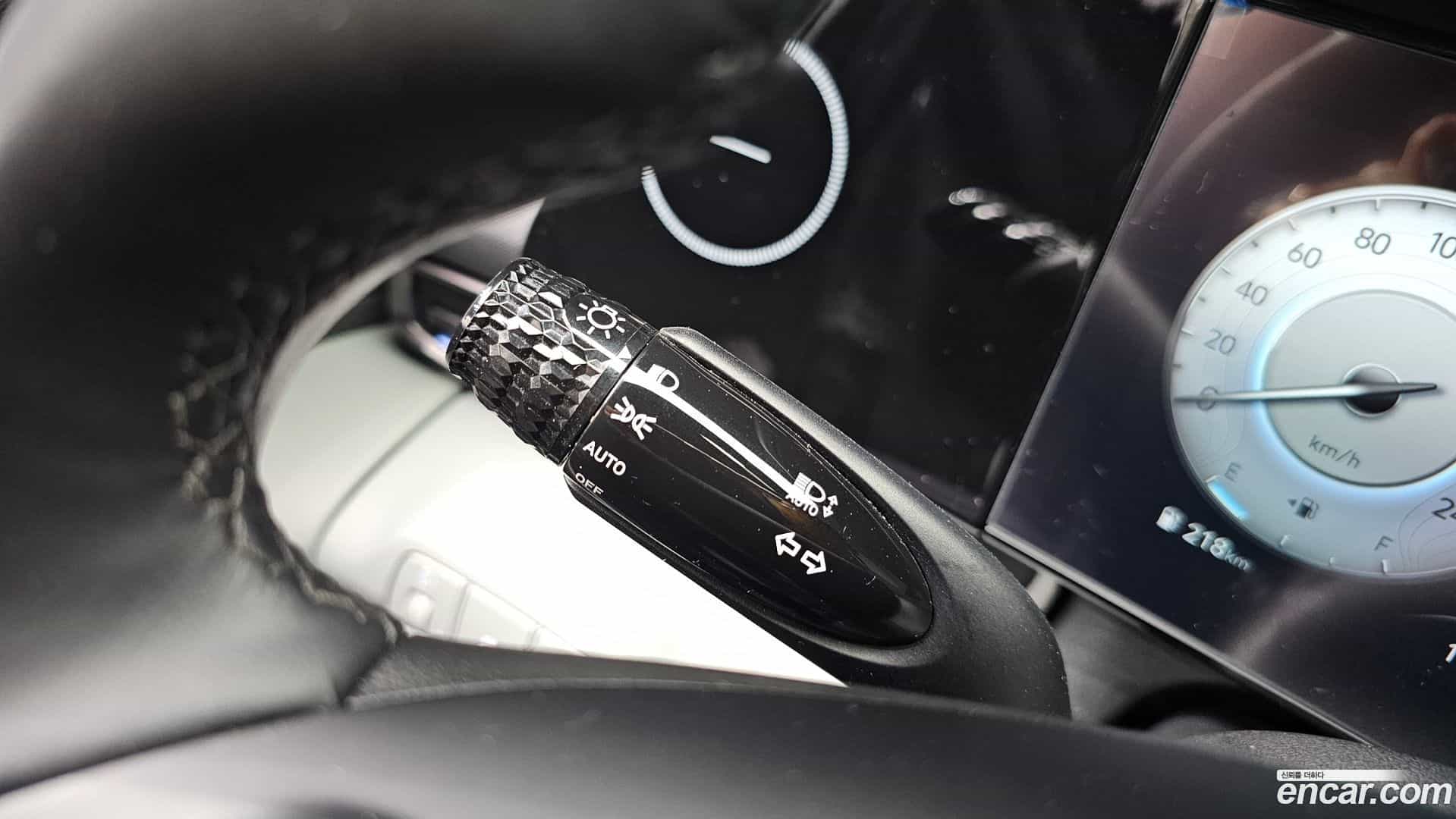 AVANTE Hyundai 2023.4-OPTION-041