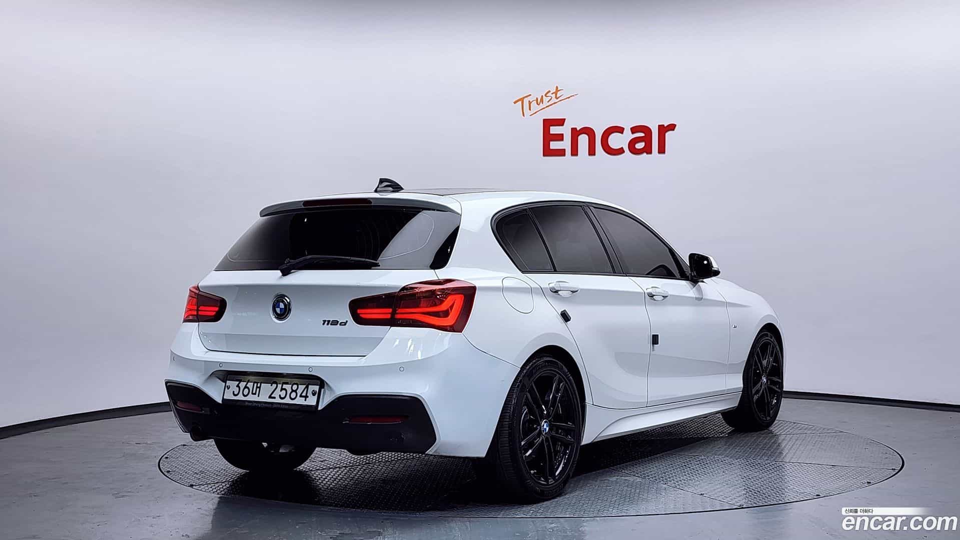 1-Series BMW 2018.3-OUTER-002