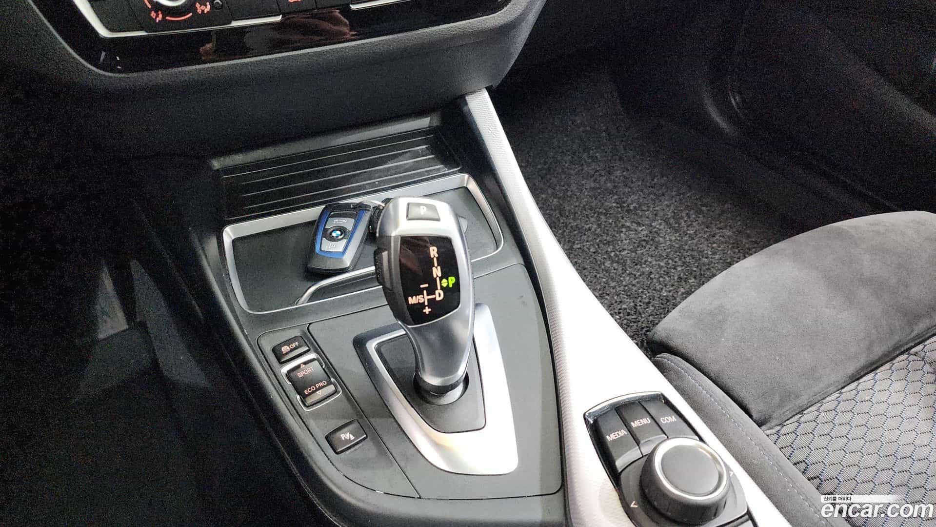 1-Series BMW 2018.3-INNER-009