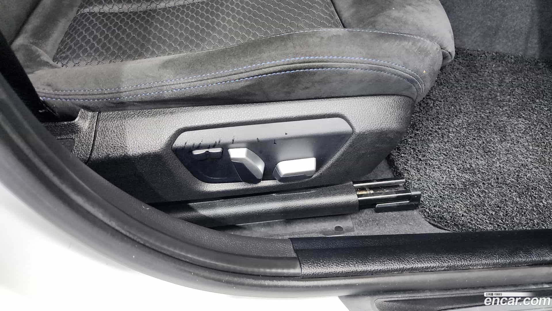 1-Series BMW 2018.3-OPTION-045
