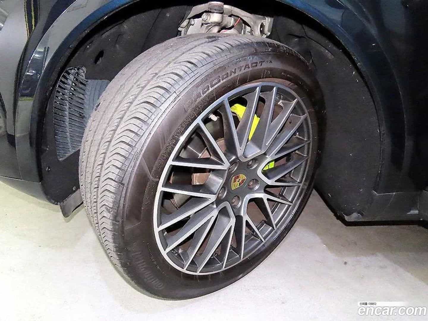 Cayenne Porsche 2019.1-OPTION-024