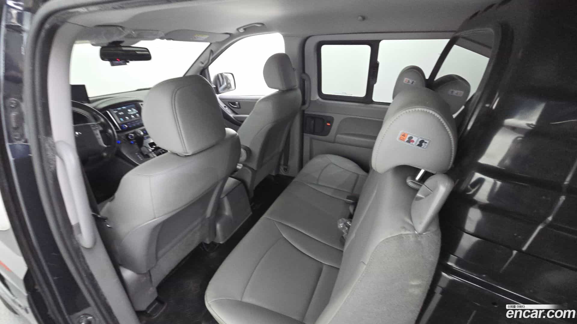 Starex Hyundai 2021.3-INNER-036