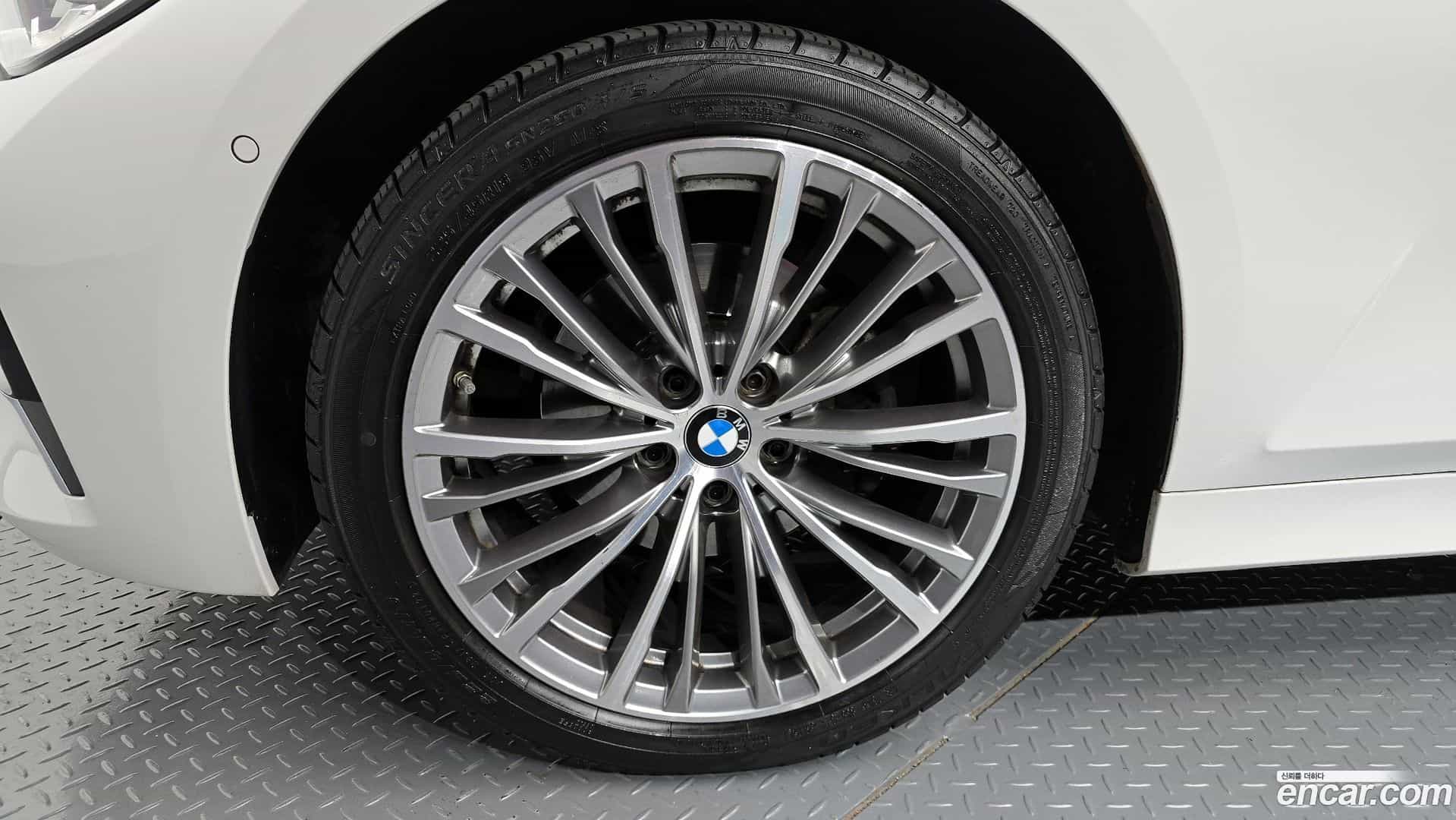 3-Series BMW 2021.8-OUTER-005