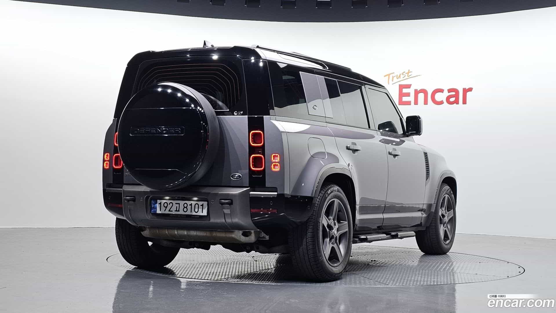 Defender Land Rover 2023.5-OUTER-002