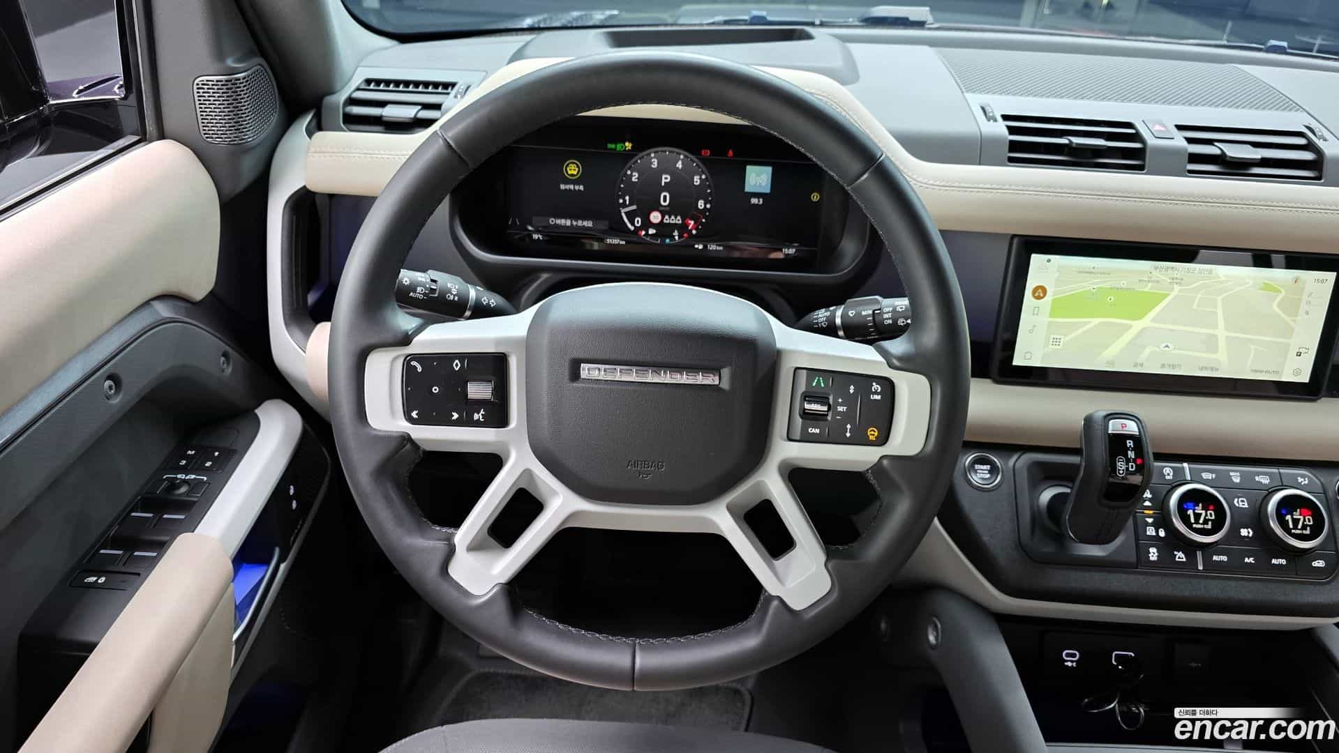 Defender Land Rover 2023.5-OPTION-017