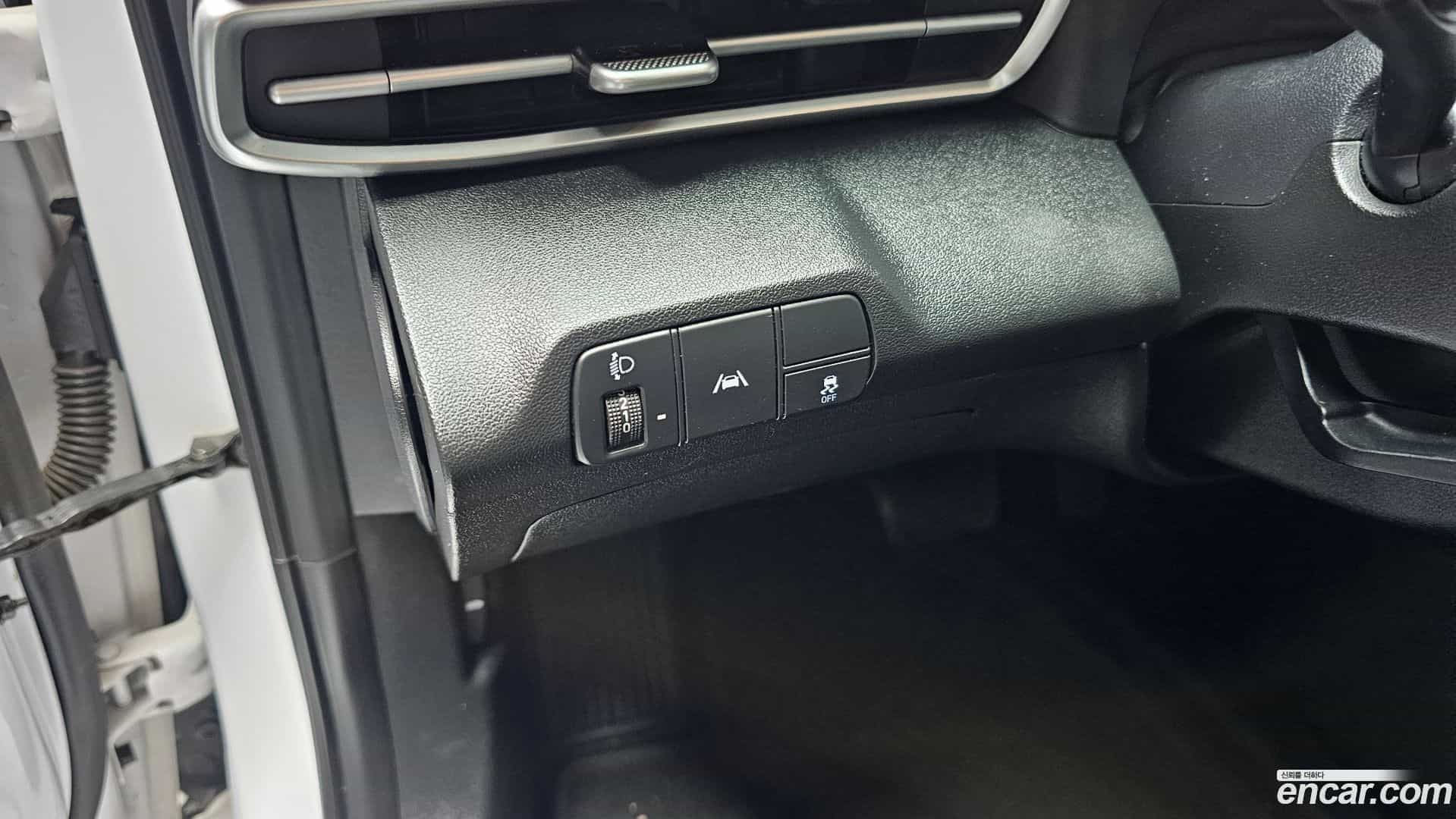 AVANTE Hyundai 2021.3-OPTION-021