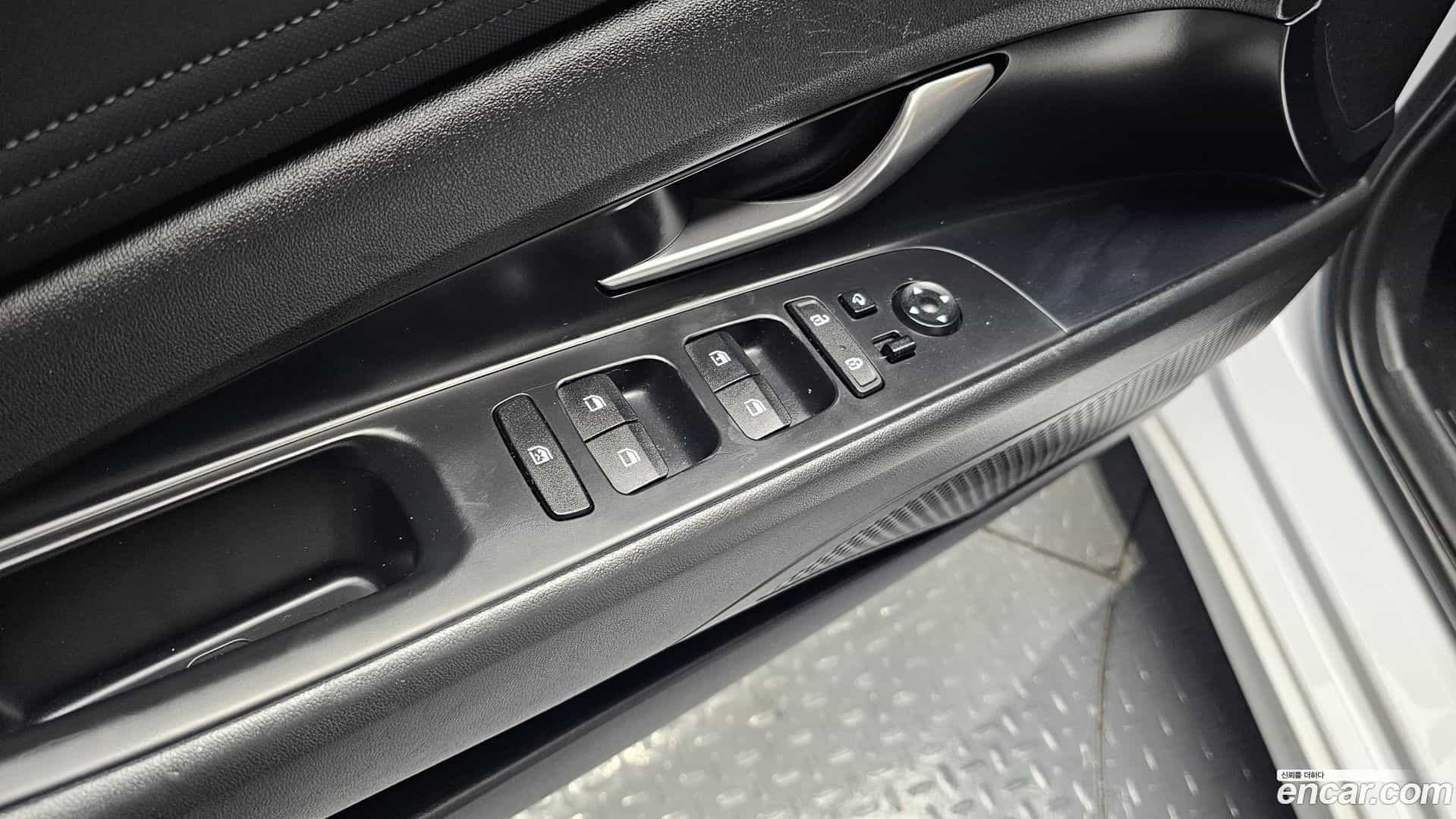 AVANTE Hyundai 2021.3-OPTION-022