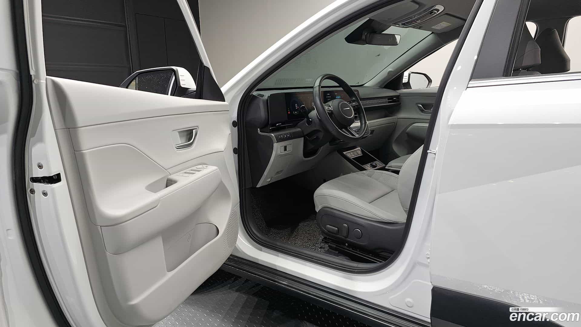 Kona Hyundai 2024.3-INNER-010