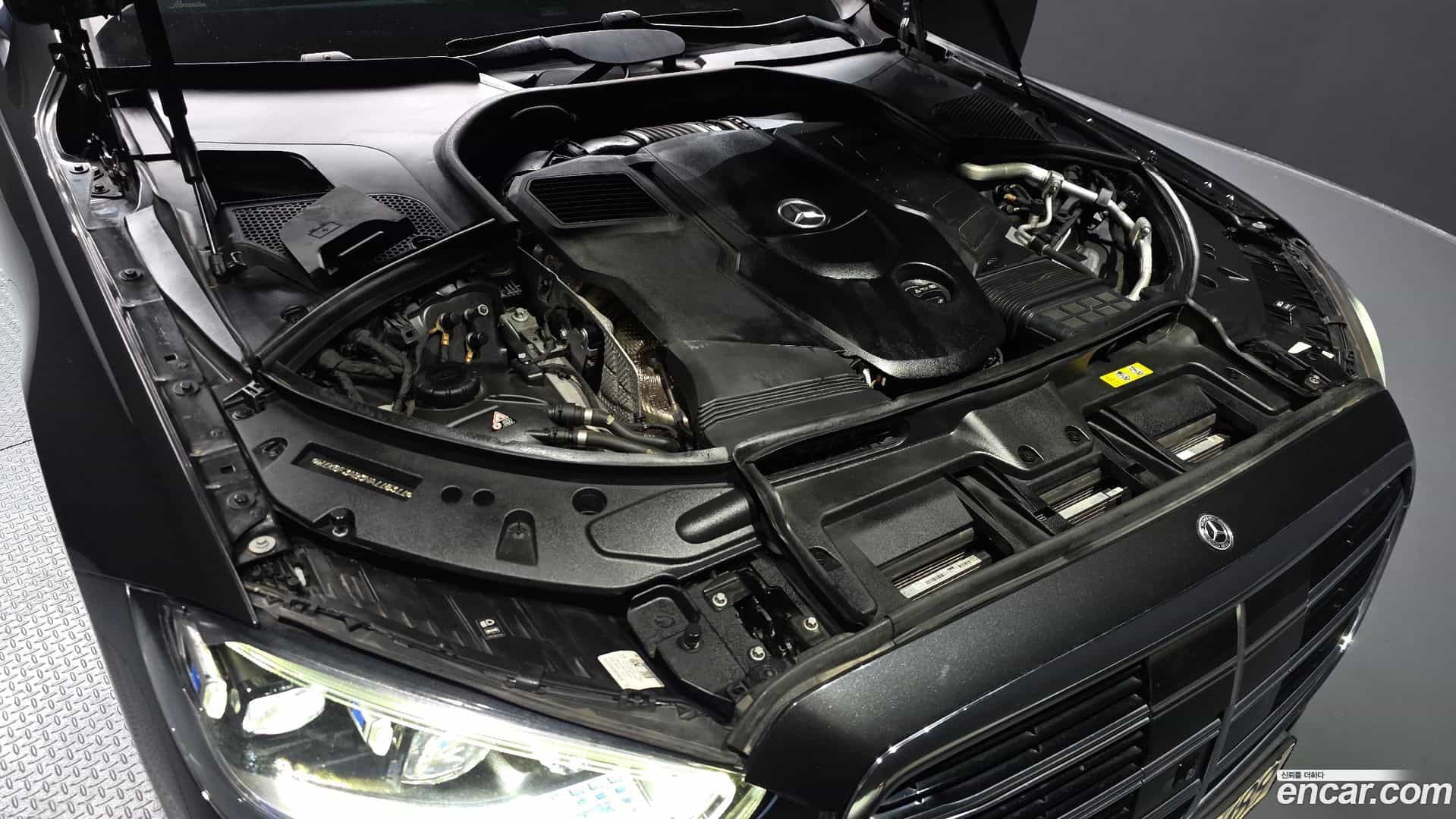 S-Class Mercedes-Benz 2022.3-OUTER-006
