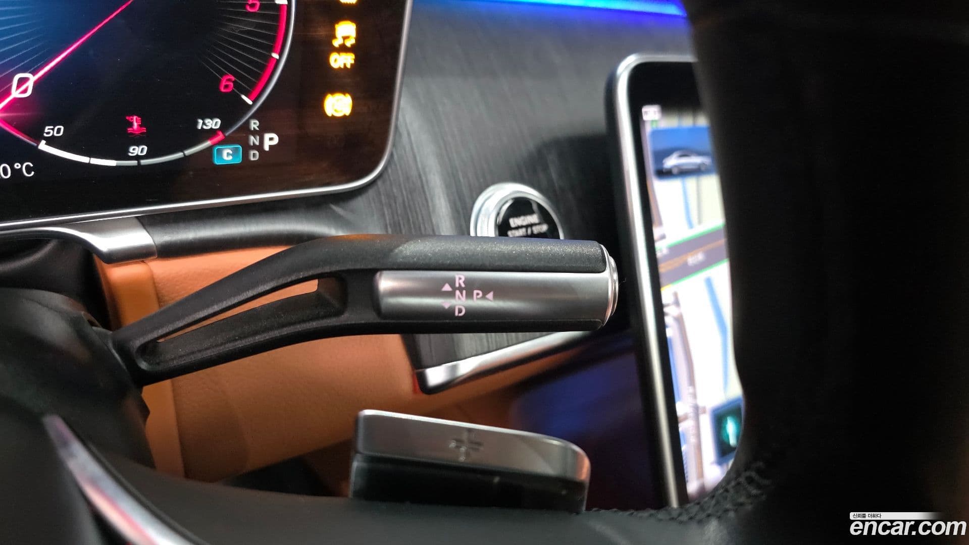 Main__Slider__Photo:S-Class Mercedes-Benz 2022.3-8