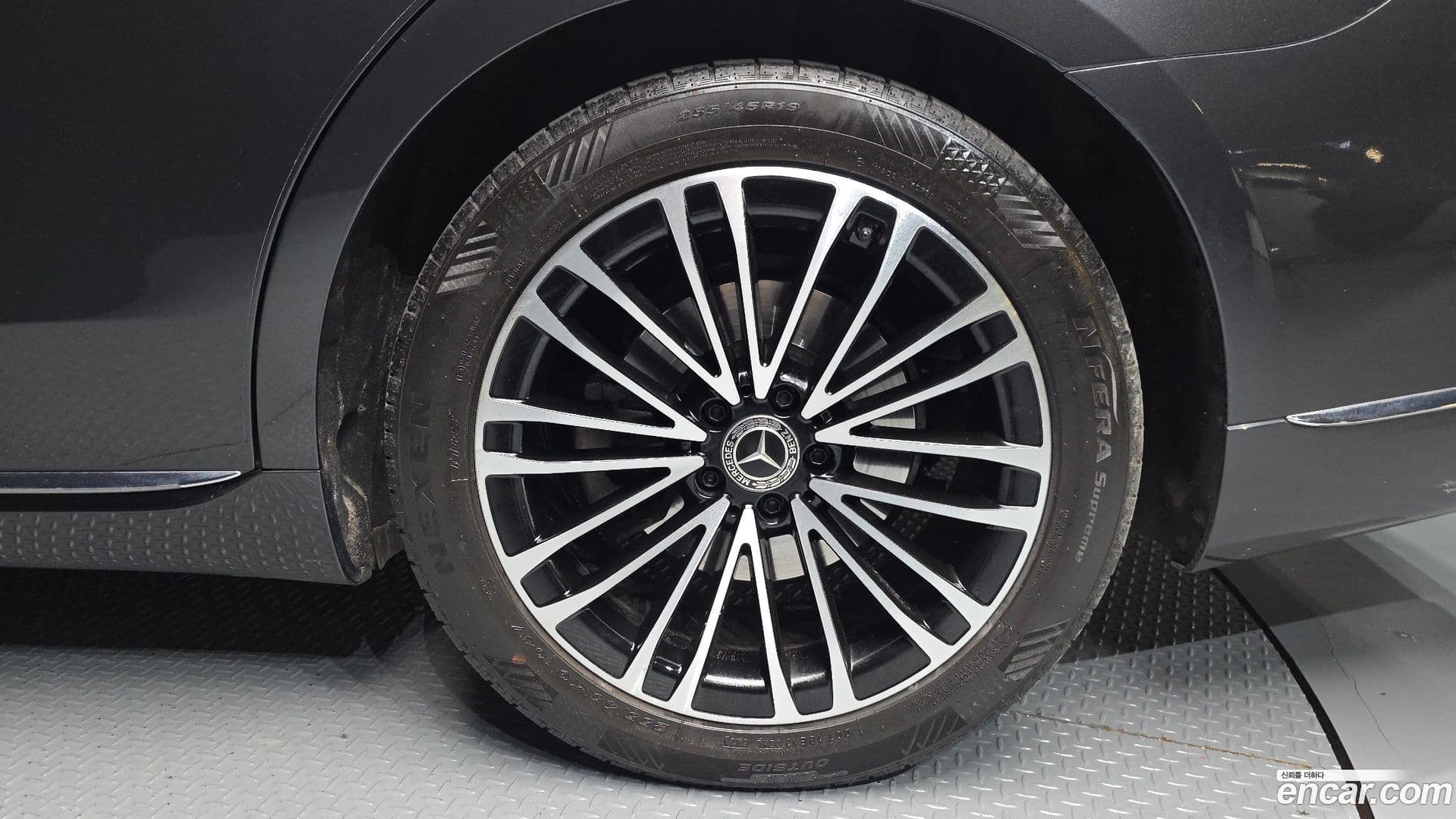 Main__Slider__Photo:S-Class Mercedes-Benz 2022.3-20