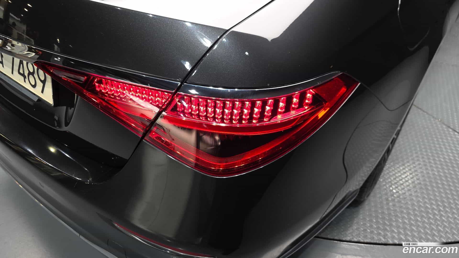 S-Class Mercedes-Benz 2022.3-OUTER-033