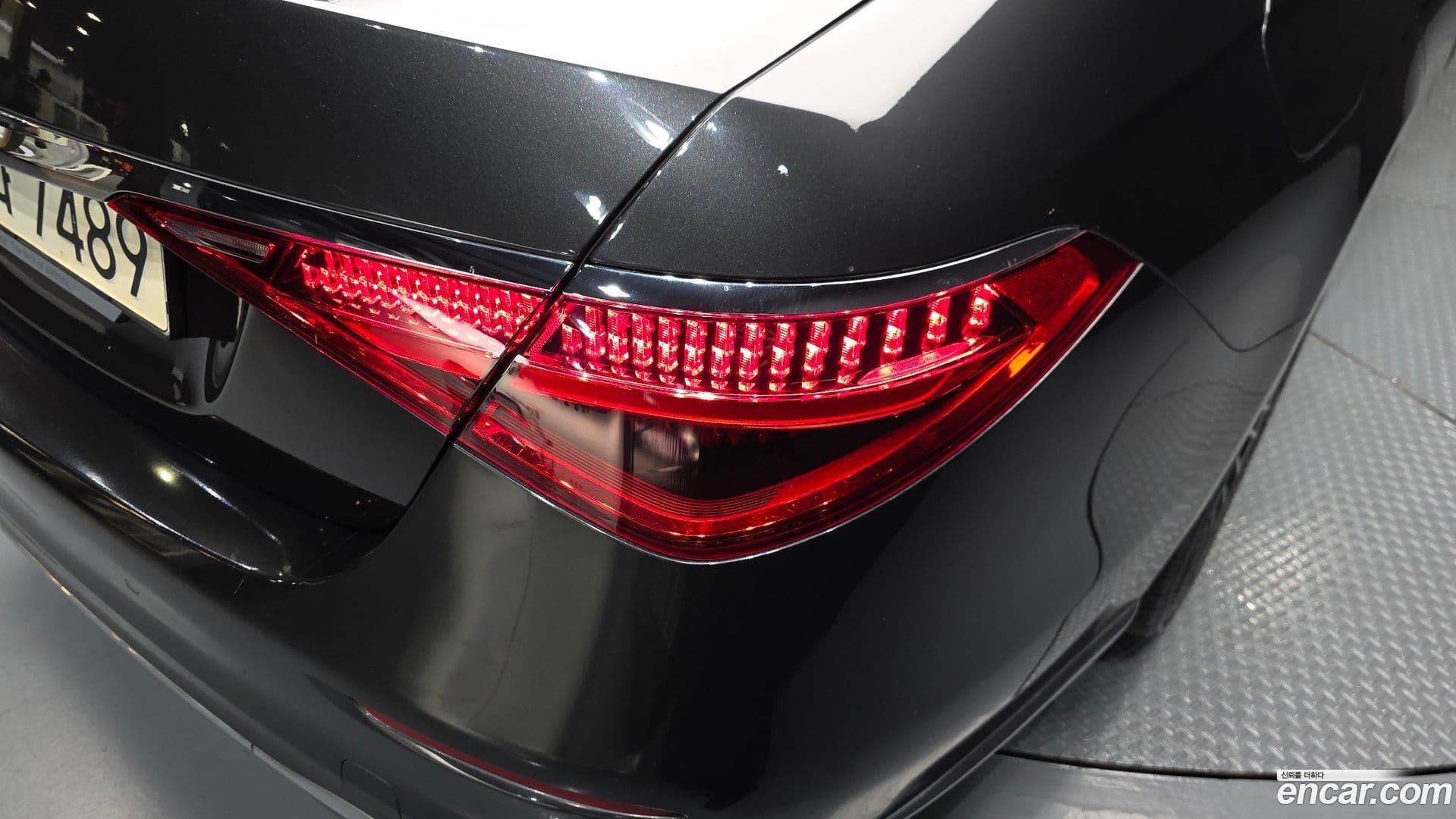 Main__Slider__Photo:S-Class Mercedes-Benz 2022.3-22